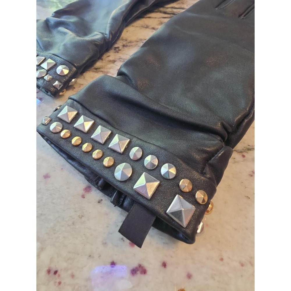 Y2K BCBG Black leather studded gloves womens m/l - Picture 2 of 5
